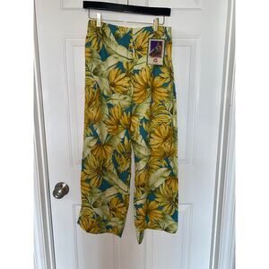 Hilo Hattie Wide Leg Crop/Ankle Pants Banana Print NWT Size Large